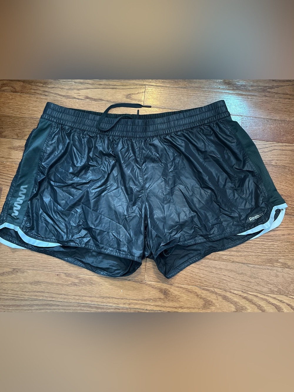 Women’s Reebok running shorts - XL